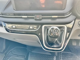 MAXUS DELIVER 9 2.0 D20 RWD L4 Euro 6 (s/s) 2dr - 3163 - 14