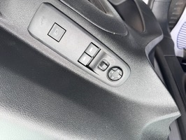 VAUXHALL COMBO 1.5 Turbo D 2300 Pro L1 H1 Euro 6 (s/s) 5dr - 3194 - 16