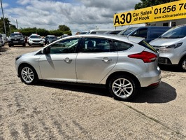 FORD FOCUS ZETEC TDCI - 3130 - 4
