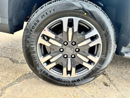 MAXUS ETERRON 9 102.2kWh Premium Auto 4WD 4dr - 3084 - 24