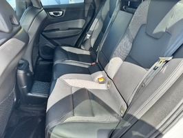VOLVO XC60 RECHARGE T6 R-DESIGN AWD - 3136 - 22
