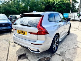 VOLVO XC60 RECHARGE T6 R-DESIGN AWD - 3136 - 7