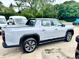 MAXUS ETERRON 9 102.2kWh Premium Auto 4WD 4dr - 3084 - 8