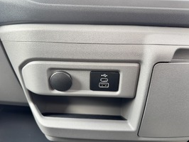 FORD TRANSIT CUSTOM 2.0 320 EcoBlue Limited Auto L2 H1 Euro 6 170 PS (s/s) 5dr - 3133 - 26