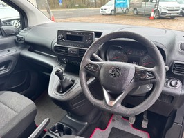 VAUXHALL COMBO 1.5 Turbo D 2300 Dynamic L1 H1 Euro 6 4dr - 3186 - 15