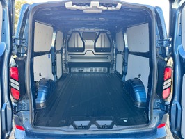 FORD TRANSIT CUSTOM 2.0 320 EcoBlue Limited Auto L2 H1 Euro 6 (s/s) 5dr - 3176 - 10