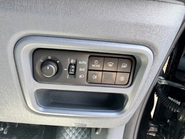 MAXUS eDeliver 5  64kWh Auto L1 6dr - 3075 - 16