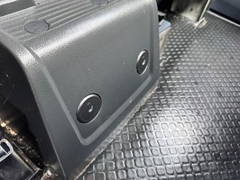 MAXUS DELIVER 3 50.23kWh Auto FWD L1 5dr - 3185 - 17