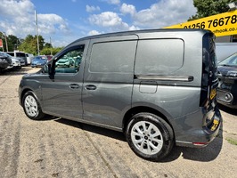 FORD TRANSIT CONNECT 2.0 230 EcoBlue Limited Auto L1 Euro 6 (s/s) 5dr - 3125 - 3