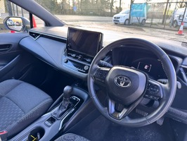 TOYOTA COROLLA  1.8 VVT-h CVT Euro 6 (s/s) 5dr - 3187 - 15
