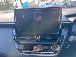 TOYOTA COROLLA  1.8 VVT-h CVT Euro 6 (s/s) 5dr - 3187 - 21