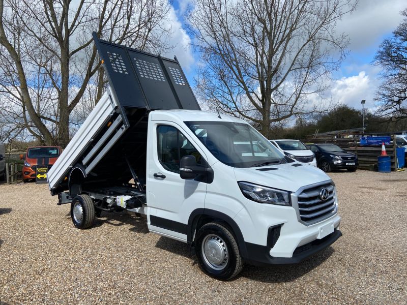 Used MAXUS DELIVER 9 in Hampshire for sale