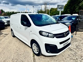 VAUXHALL VIVARO 1.5 Turbo D 2700 Sportive L1 H1 Euro 6 (s/s) 5dr - 3145 - 9