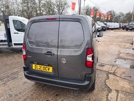 VAUXHALL COMBO 1.5 Turbo D 2300 Dynamic L1 H1 Euro 6 4dr - 3186 - 6