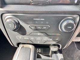 FORD RANGER 2.0 EcoBlue Wildtrak Auto 4WD Euro 6 (s/s) 4dr - 3140 - 32