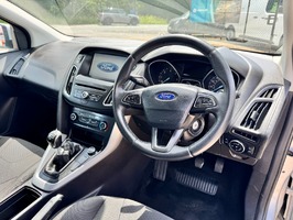 FORD FOCUS ZETEC TDCI - 3130 - 19