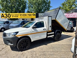 TOYOTA HI-LUX ACTIVE 4WD D-4D S/C - ARB TIPPER BODY - AIR CON - 3123 - 4