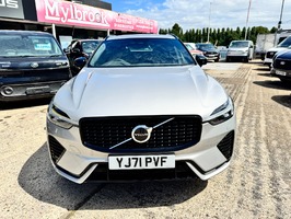 VOLVO XC60 RECHARGE T6 R-DESIGN AWD - 3136 - 13