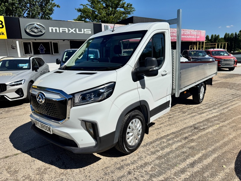 MAXUS EDELIVER9 in Hampshire for sale