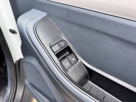 MAXUS DELIVER 3 50.23kWh Auto FWD L1 5dr - 3185 - 13