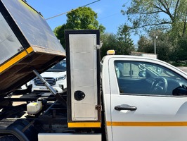 TOYOTA HI-LUX ACTIVE 4WD D-4D S/C - ARB TIPPER BODY - AIR CON - 3123 - 11