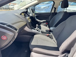 FORD FOCUS ZETEC TDCI - 3130 - 13