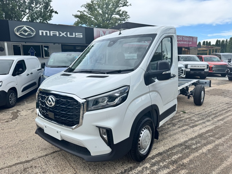 MAXUS DELIVER 9 in Hampshire for sale