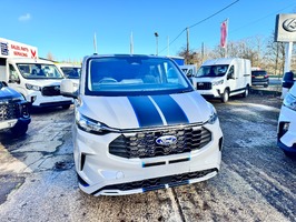 FORD TRANSIT CUSTOM 2.0 320 EcoBlue Sport Crew Van Auto L2 H1 Euro 6 (s/s) 5dr - 3182 - 2