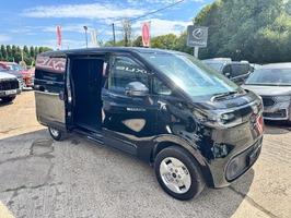 MAXUS eDeliver 5  64kWh Auto L1 6dr - 3075 - 14