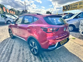 MG MG ZS EXCLUSIVE - 3158 - 3