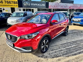 MG MG ZS EXCLUSIVE - 3158 - 1