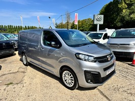 VAUXHALL VIVARO 2.0 Turbo D 3100 Pro L2 H1 Euro 6 (s/s) 6dr - 3153 - 7