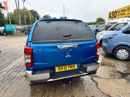 MITSUBISHI L200 2.2 DI-D DC Barbarian 4WD Euro 6 (s/s) 4d - Canopy - Towbar  - 3148 - 5